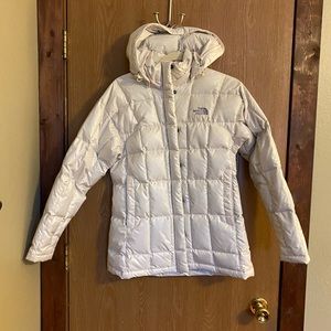 Women’s North Face Puffy Coat